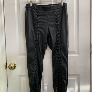 Blank NYC Black Skinny Faux Leather Moto front lace Size 30